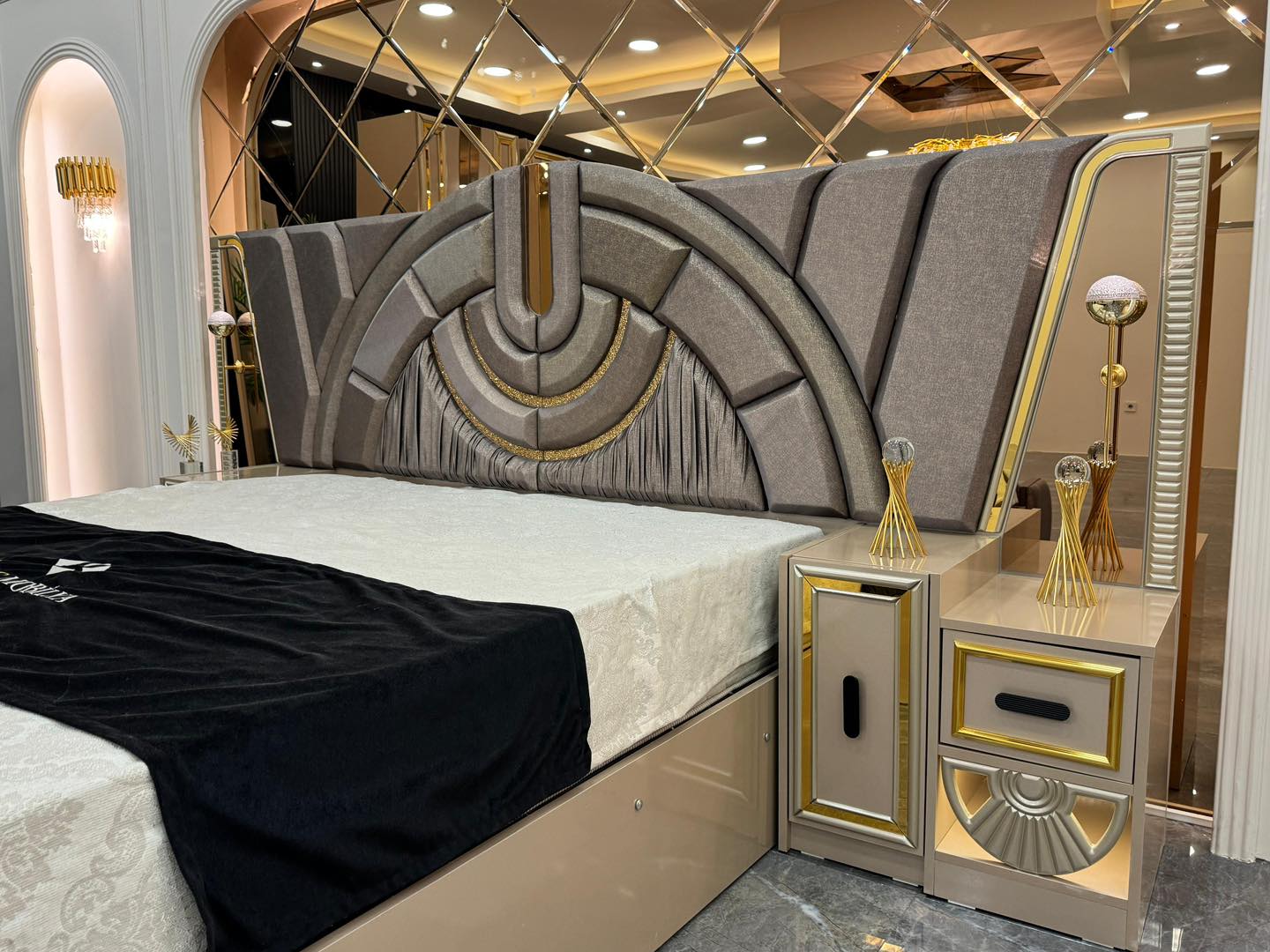 موديل { سايهان } 11 قطعة - الصورة 4